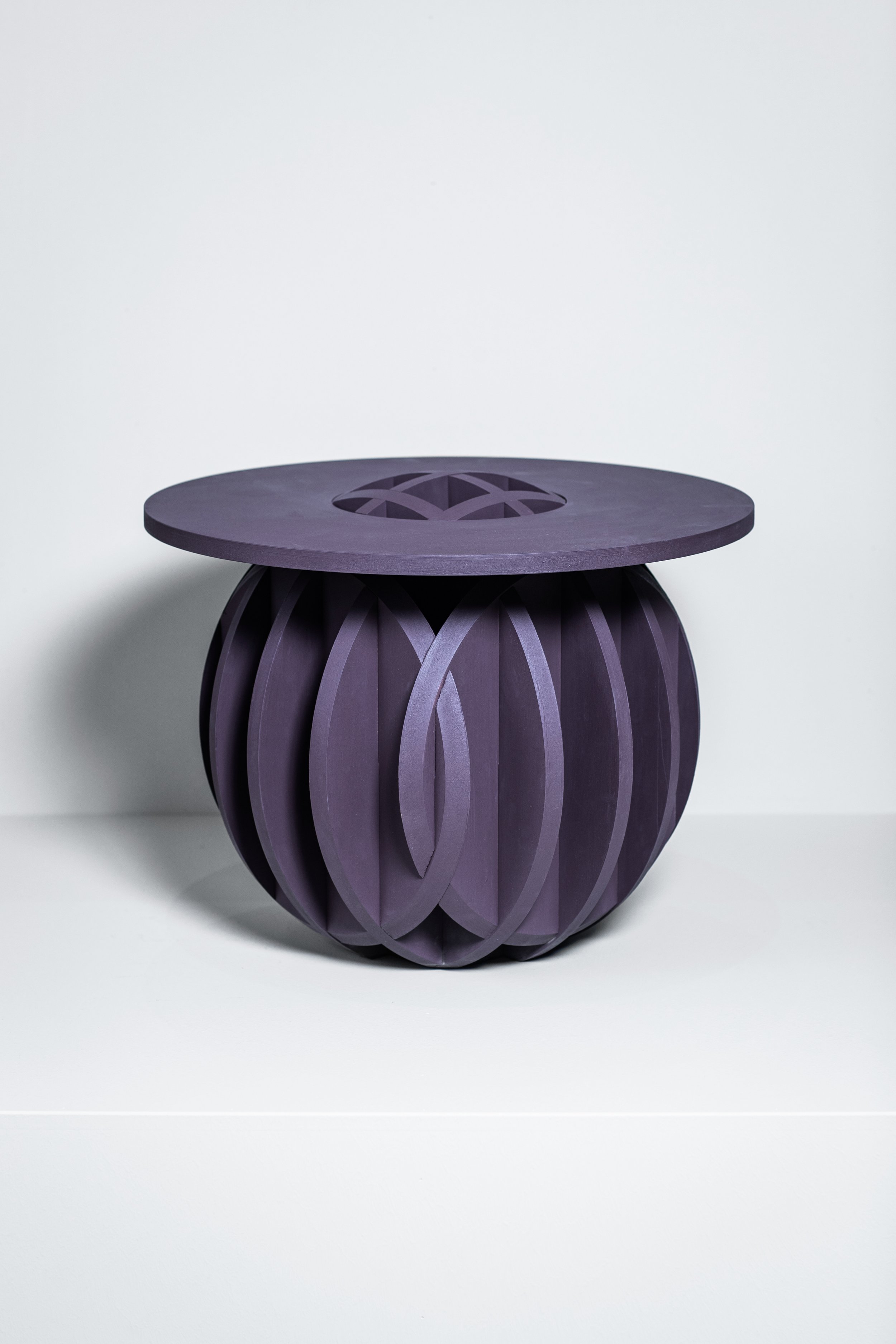Uni table, photo by Kristian Pohl