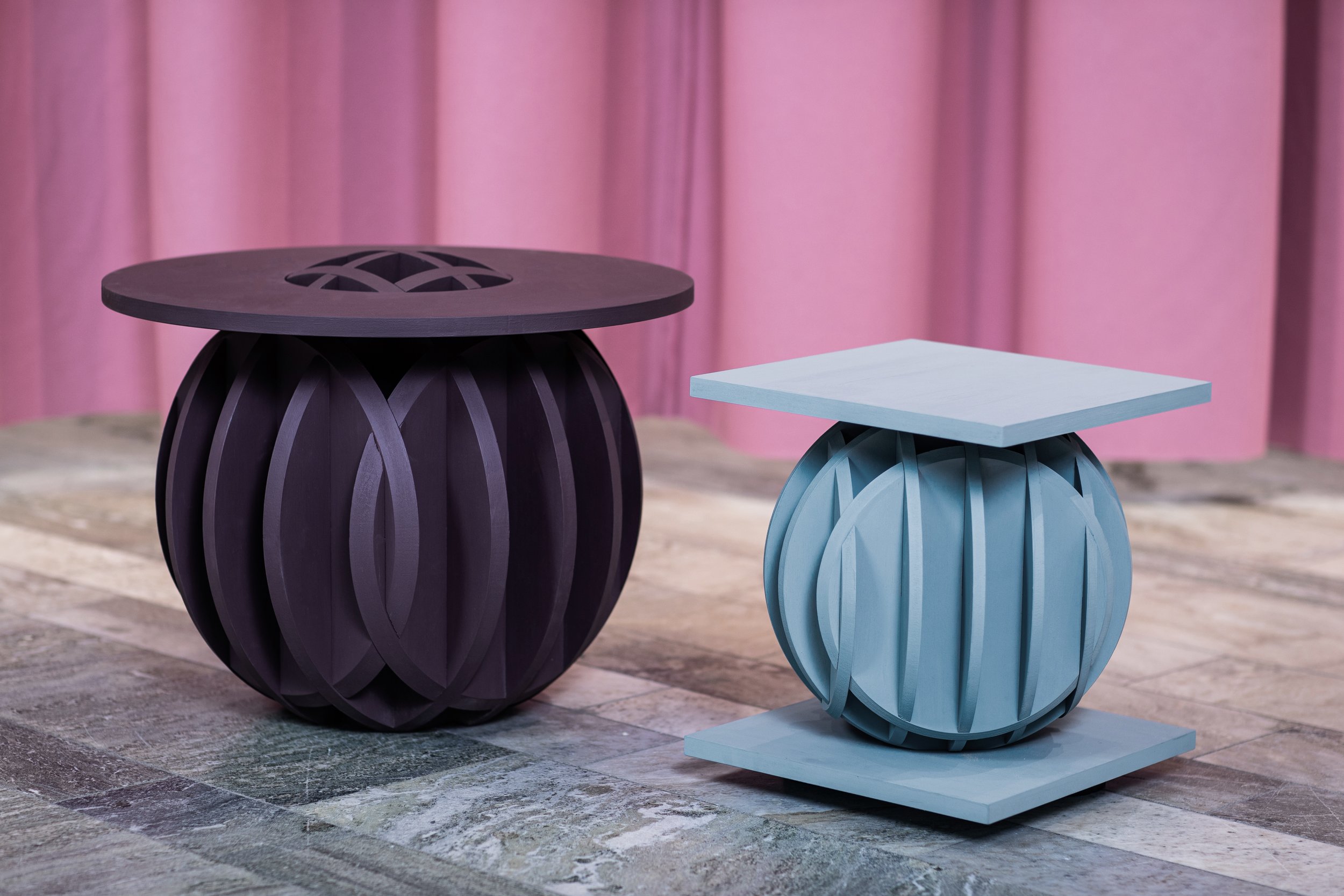Uni table, photo by Kristian Pohl